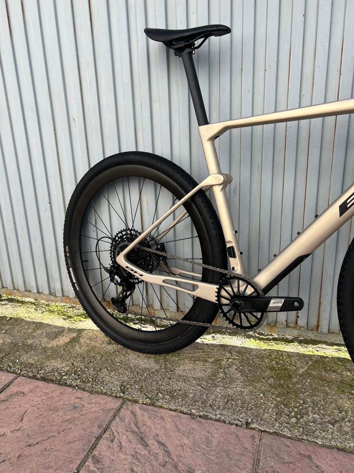 GRAVEL X